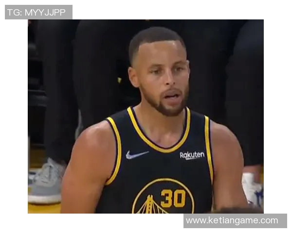 赛斯-库里三分连中7枚，帮助76人取得关键胜利